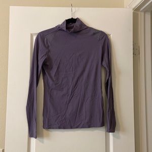 Light purple Lululemon size 6 women’s long sleeve top (fitted)